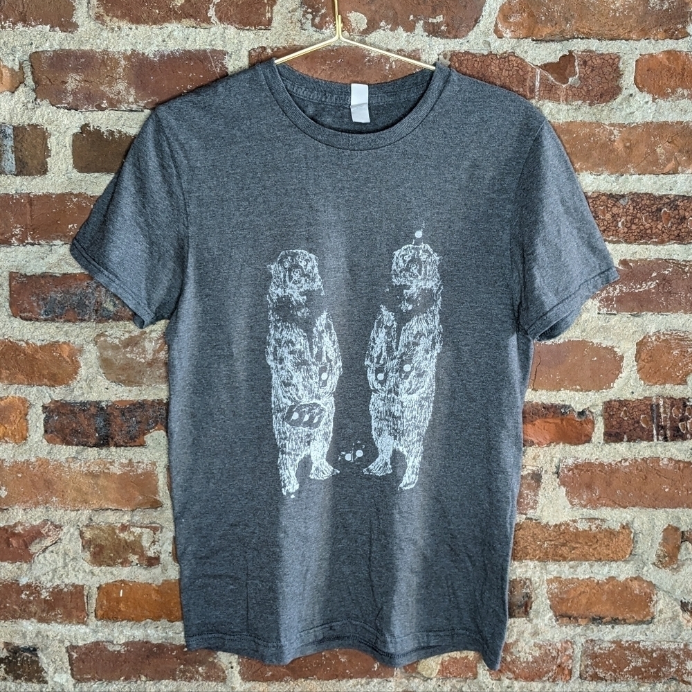 Vintage Fruit of the Loom Sofspun Small Gray Bear‎ Graphic Short Sleeve T-shirt